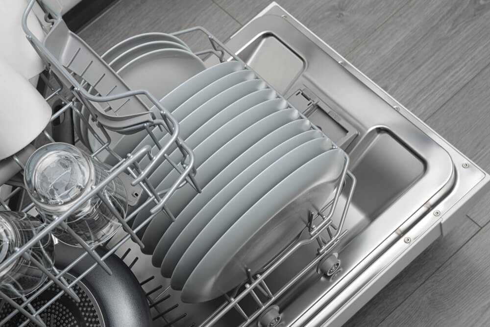 Easy Steps To Cleaning Your Dishwasher - How To Clean